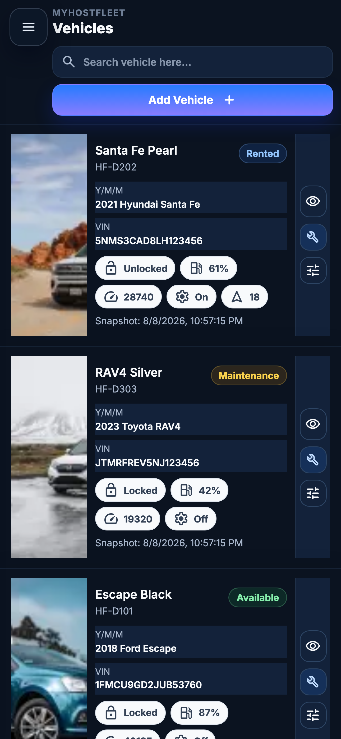 Mobile vehicles in dark mode screenshot